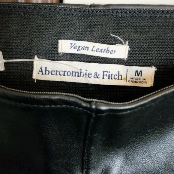 Abercrombie and Fitch Black Vegan Leather Curvy Flare Pants, Women's Size Medium - Picture 2 of 7